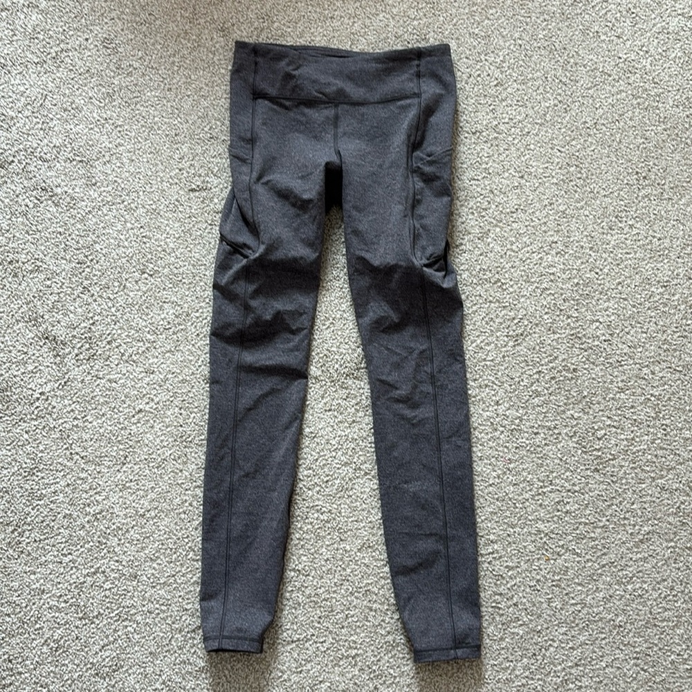 Lululemon size 6 running leggings